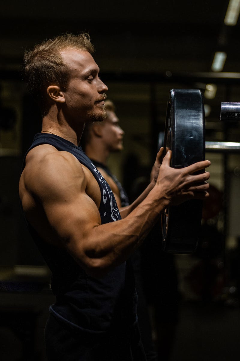 Arnold Schwarzenegger training at 75